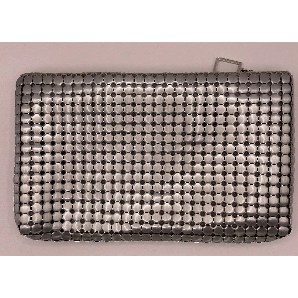 Vintage Whiting and Davis Silver Mesh Purse- Pre-owned